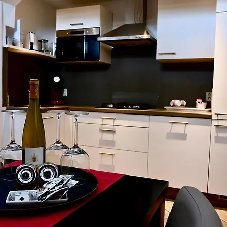 In De Achtste Hemel Apartment Schimmert