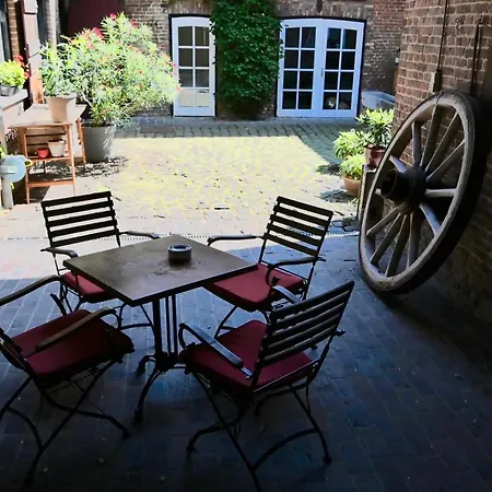 In De Achtste Hemel Apartment Schimmert