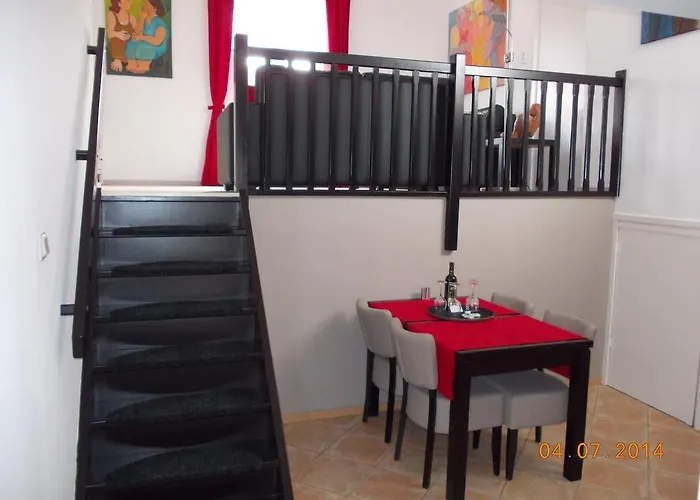 Appartement In De Achtste Hemel Schimmert