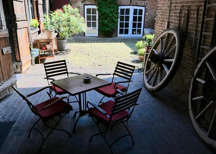 In De Achtste Hemel Apartament Schimmert