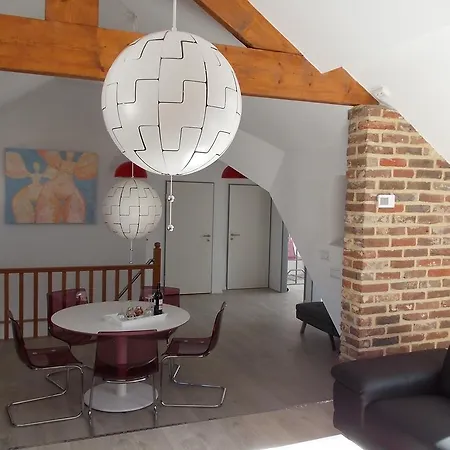 In De Achtste Hemel * Schimmert